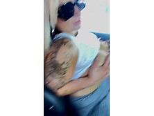 Shorty but goody of Renis bomb-booty bazookas