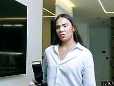 Photographer seduces heartbroken chap to kiss then rides his giant wang - Milan Cheek