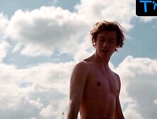 Lilly Krug Butt,  Breasts Scene in Club Der Dinosaurier