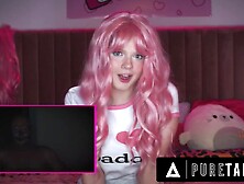 Eighteen Y/o Camgirl Coco Lovelock Creampied After Catfishing Creepy Old Stepdad On Livestream!