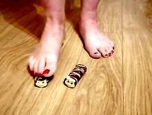 Caterpillar Crushed By Hotwifes Feet.