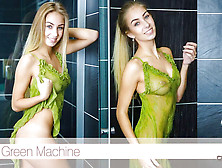 Tina marvel charm,  lucie laska