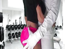 Bella Gym Titfuck