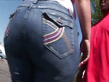 Essa gorda se satisfaz com um preto