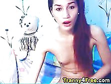 Skinny Tranny Jacking Off