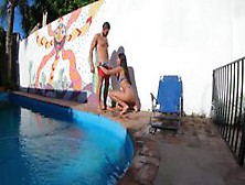 Porn Babe Big Ass Invites Lucky Pool Cleaner For Real Sex