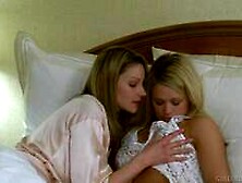 Samantha Ryan & Heather Starlet