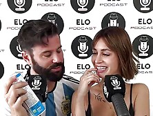 CAMI NAIR SE TRAGA LA CREMA EN EL CUARTO PICANTE