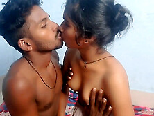 Ragazza Indiana Di 18 Anni Con La Figa Stretta Fa Sesso Per La Prima Volta