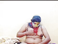 Aunty self sex with wooden sticks