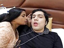 mummy Bhabhi jialdi Hotel MeinXXX,  Chut ki Pyaas ka Bhujha!!