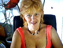 Mature Masturbates On Webcam