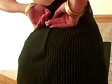 Round butt babes gets a unfathomable anal pounding