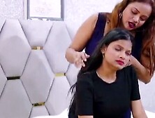 Too hot college girl ne apni chut ki khujali mithaai banana se Lesbian Sex