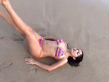 Heather Rubi Beach Workout Fail