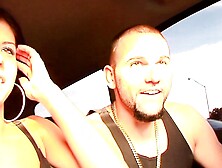 Duas jovens que conhecemos no Parque,  uma aceitou foder o meu amigo por dinheiro,  Puta