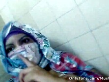 Real Muslim Arab Milf Squirting And Showing Huge Islamic Breasts