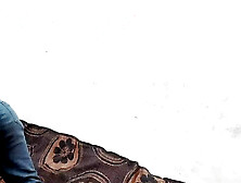 Cute desi girl ko gaao se utha kar hotel me jabar dasti pela