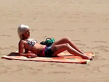 Erst blasen im Sand dann Fick im Zimmer