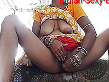 Indian Sexy Bhabhi Ki Fingering