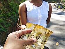 පාරේදී සෙට් වෙලා සල්ලි වලට ගහපු කෑල්ල Sri lankan Garment Slut sex For money Go Back Home