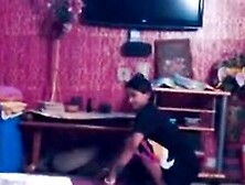 Indian Hot Girl Cleaning The House And Fucked Hardcore By House Owner