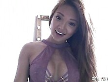 Asian Babe on Webcam