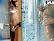 Victoria Sweet Eats Her Girlfriend's Juicy Pussy In The Tub - Letsdoeit