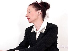 Scarlet Masturbates After a Steamy Phonecall at the Office