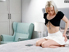 Sofia Tries Ass Fucking For Her First Ever Time