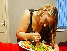 Salad needs a dressing... I got an idea!