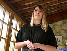 Dirty sweetie Davina enjoys anal in the rain