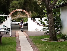 tabuloses Spiel dreht völlig frei bis nichts mehr harmlos