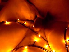 Экстремальный секс с нимфо в гирлянде /