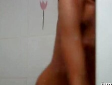 Couple plays roulette game