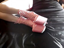 Laura XXX myfreecam Bombshell scene with 8 inches pink plaform