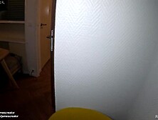 Une Locataire Au Gros Cul Trompe Son Mec,  Baisée En Anal Par l'Ami De Son Propriétaire d'Airbnb !!!