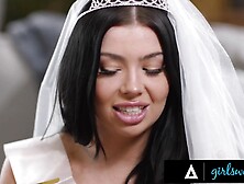 GIRLSWAY - Good Bridesmaid Emma Magnolia Shows Bride-To-Be Holly Day How A Real Striptease Is Done