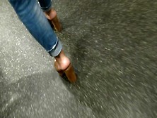 Gorgeous arabian feet in high heels mules