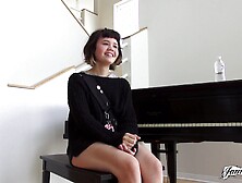 Yhivi To Have Fuckfest With James Deen