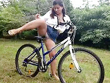 Busty Student 18+ Expressiagirl Fucks And Cums On A Bike In A Public Park!