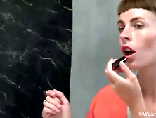 Does Her Hair After A Sexy Bath - Leila Larson