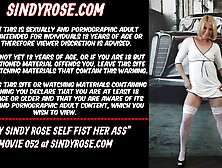 Sweet Sindy Rose self fist her booty