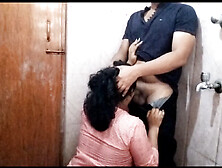 School Bathroom Me First Time Sex Mere Boyfriend K Sath