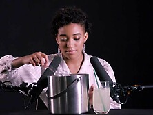 Amandla Stenberg - Asmr