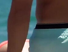 Attention whore does a handstand