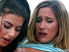 Angel Ritchie helps her stepmom Aderes Quin remove the sex-toy inside her vag. The mother i'd like to fuck gets excited so this b