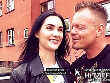 Public sex with tender Megan Venturi from Hot Dates Germany