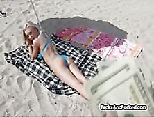 Fucking Bikini Babe On Sunny Beach