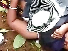 Desi Bhabhi Caught By Village People - Village Outdoor